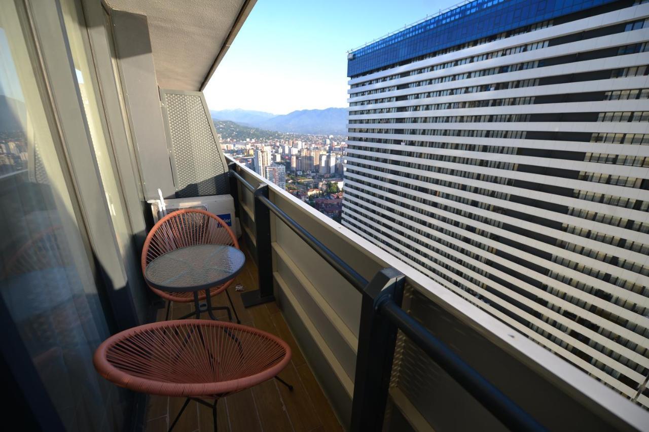 Orbi City Twins Tower Batoumi Extérieur photo