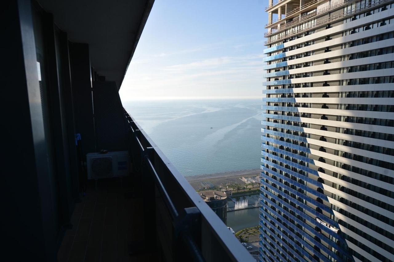Orbi City Twins Tower Batoumi Extérieur photo
