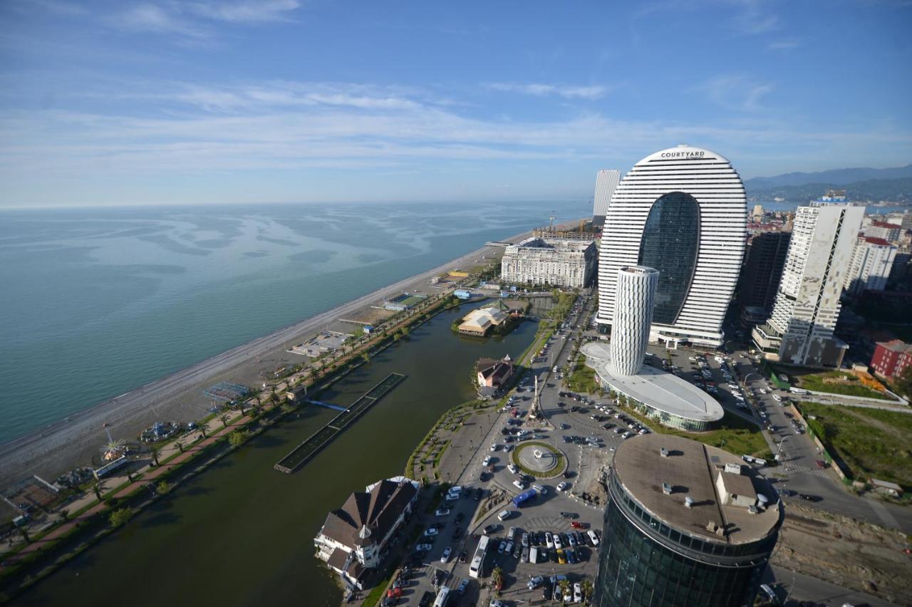 Orbi City Twins Tower Batoumi Extérieur photo