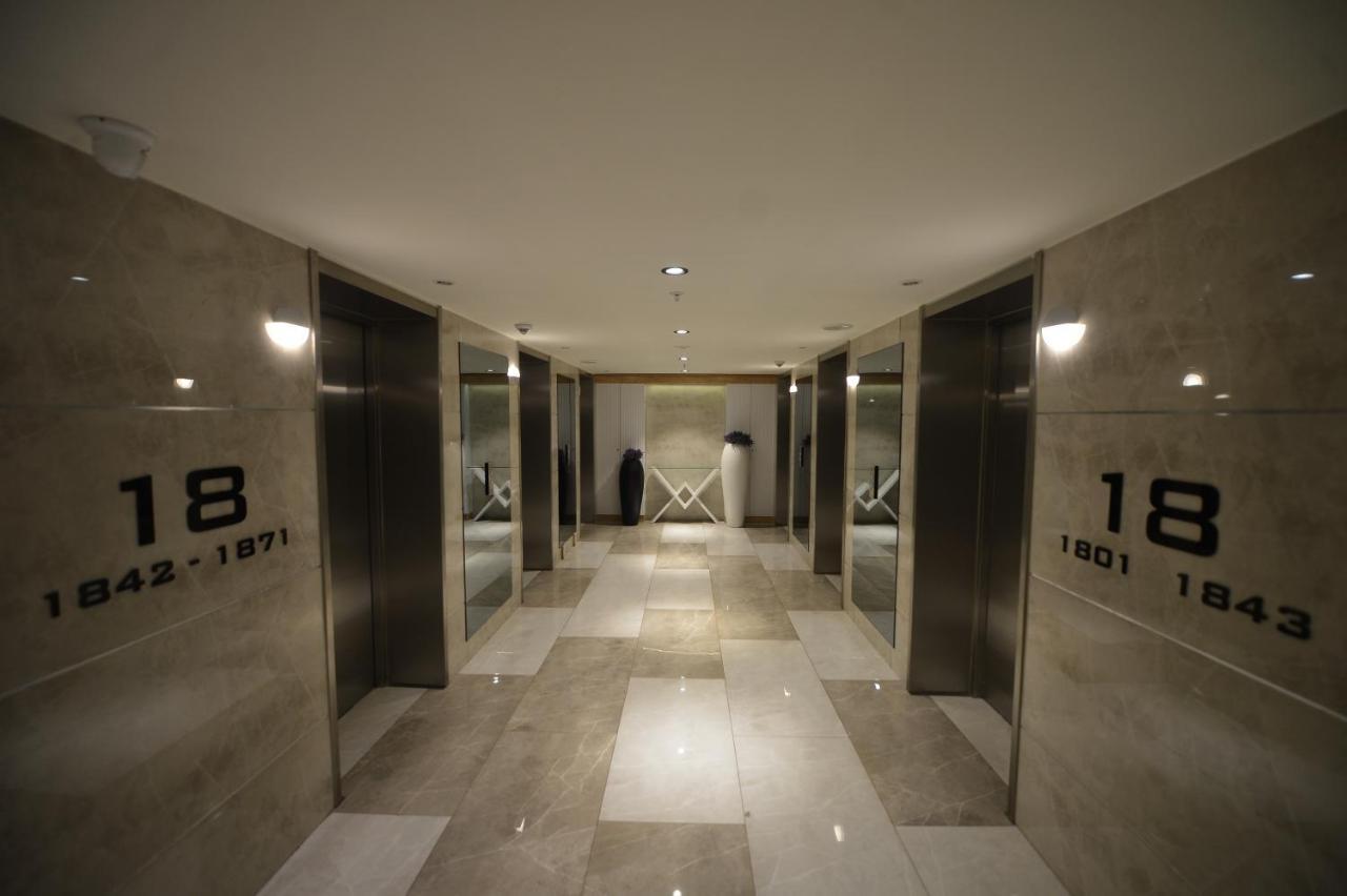Orbi City Twins Tower Batoumi Extérieur photo